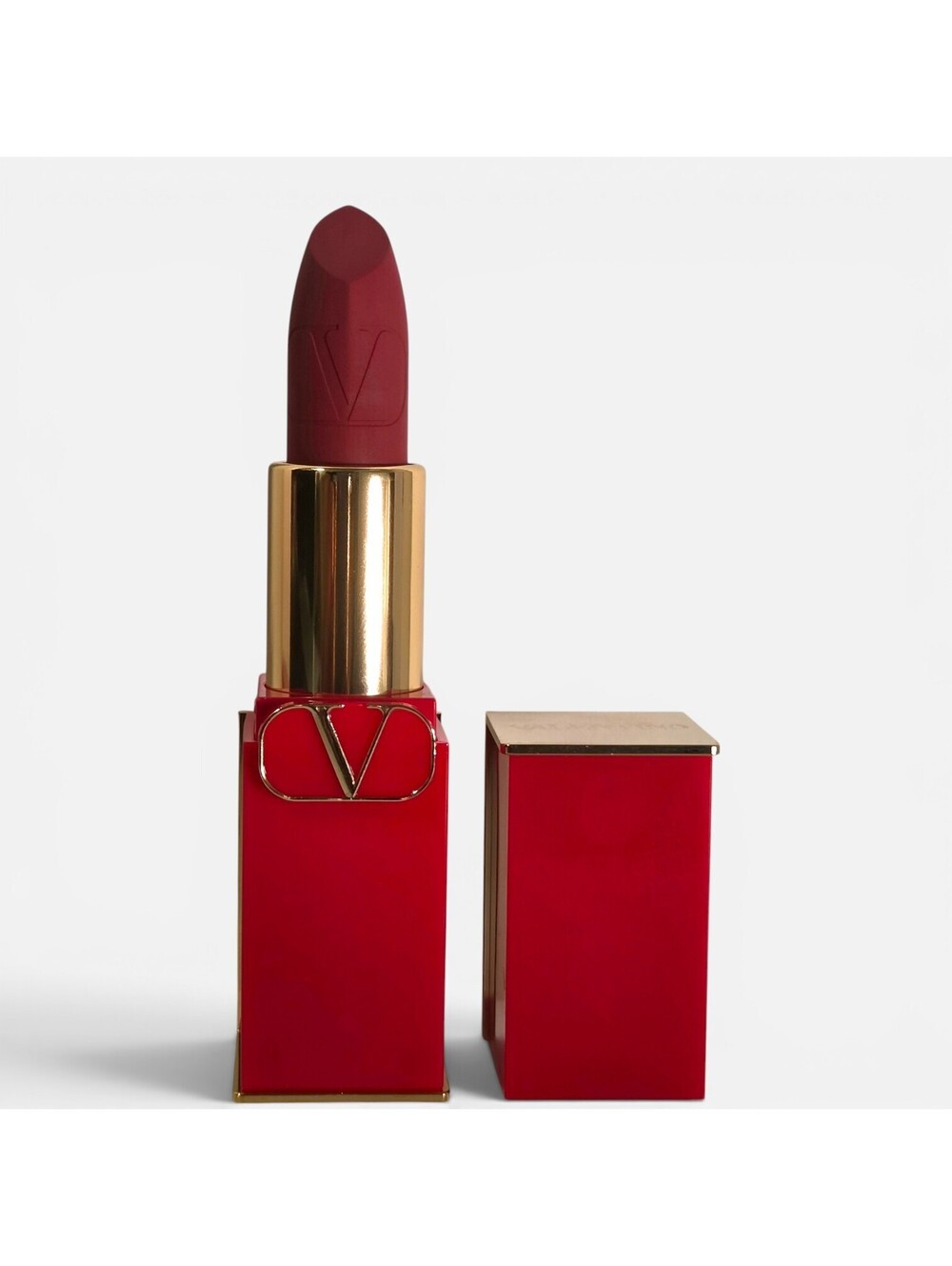 Valentino Rosso Valentino Matte Lipstick "Undressed Velvet" 111A - Full Size NIB - Picture 2 of 4